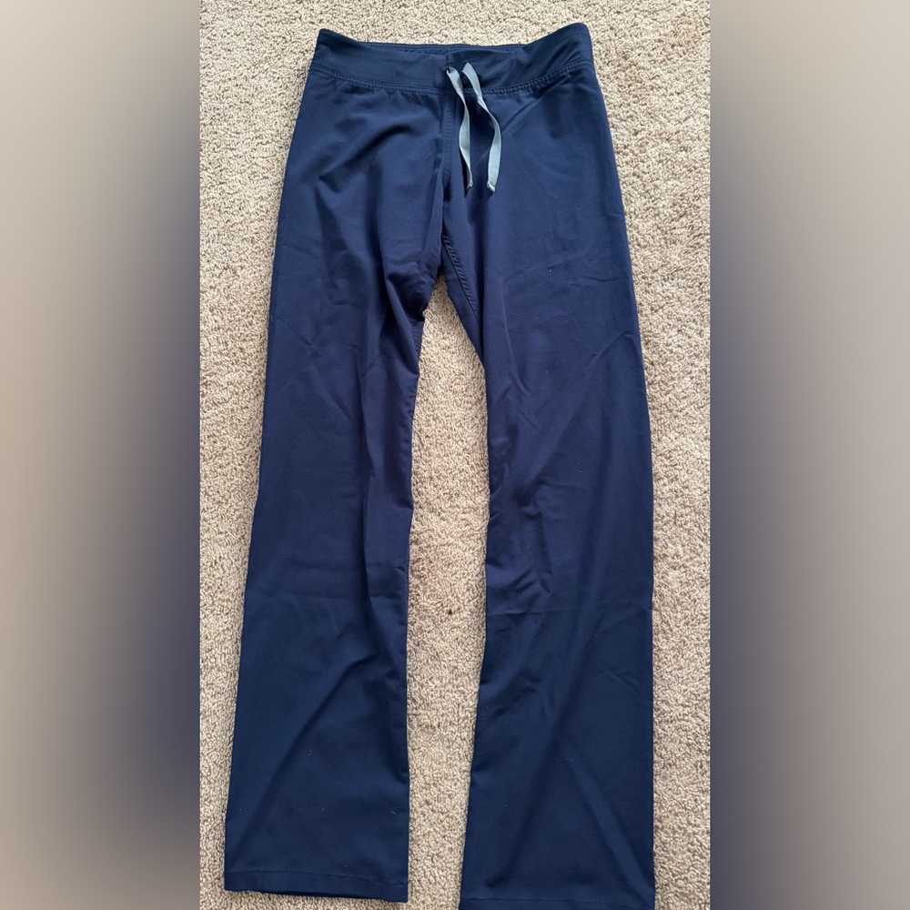 Figs Navy scrub pants